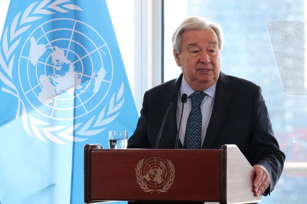 Antonio Guterres, a pointé du doigt les agissements contradictions des pouvoirs publics face à la transition énergétique.