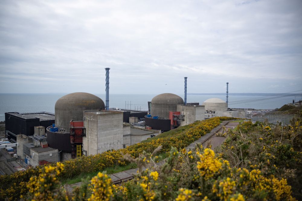 Alors que l’EPR de Flamanville devait fonctionner à pleine puissance d’ici la fin de l’été, EDF repousse à nouveau l’échéance.