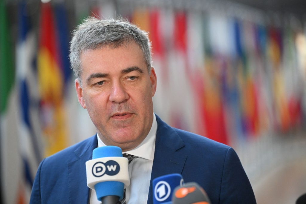 Face aux limites des EnR pour garantir un approvisionnement stable, le gouvernement danois envisage de recourir à nouveau au nucléaire.