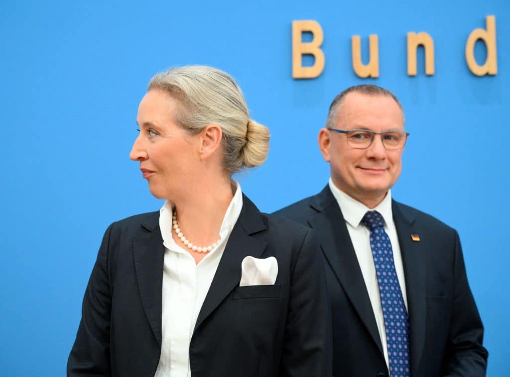 La hausse des prix du gaz et les difficultés rencontrées par son industrie pourraient pousser l'Allemagne dans les bras du gaz russe.
